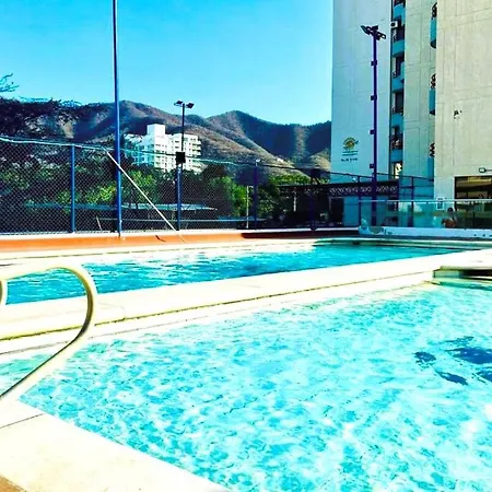 Apartaestudio Con Piscina Y Parqueadero